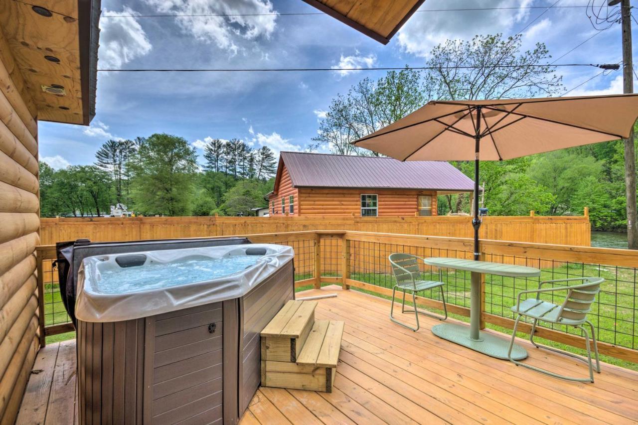 Cozy Cabin On Tuckasegee River - Near Bryson City Extérieur photo